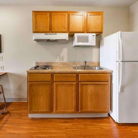 Extended Stay America Select Suites - Cleveland - Airport Dış mekan fotoğraf